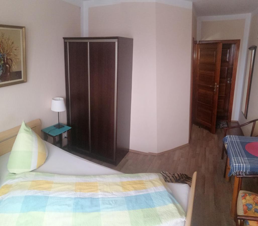 Villa Meisterburg Sciegny Room photo